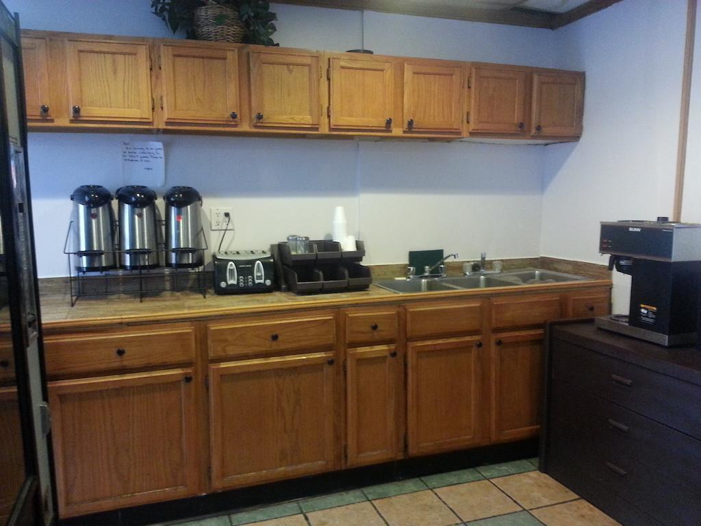 America'S Best Inn & Suites Clarksville 클라크스빌 외부 사진